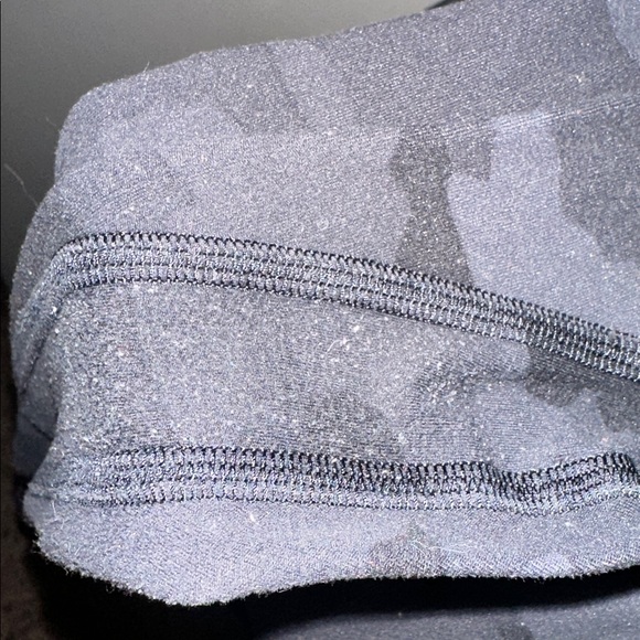 Lululemon plus size dark gray and black Camouflage Leggings - Picture 6 of 7